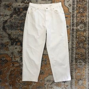 Vintage Levi’s Cropped 912 White Mom Jeans